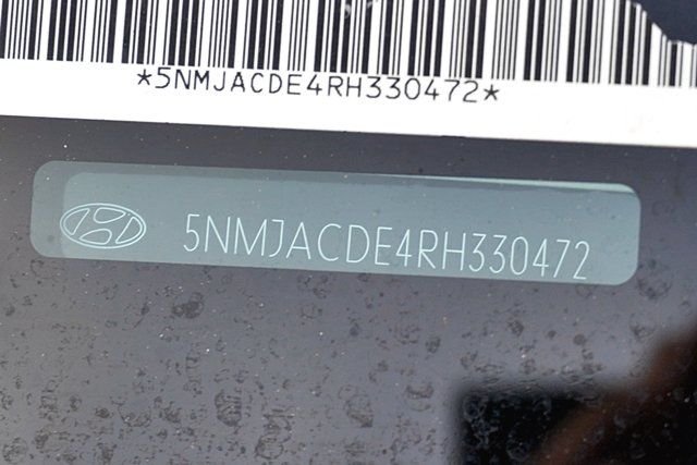 Used 2024 White Hyundai SE image 32