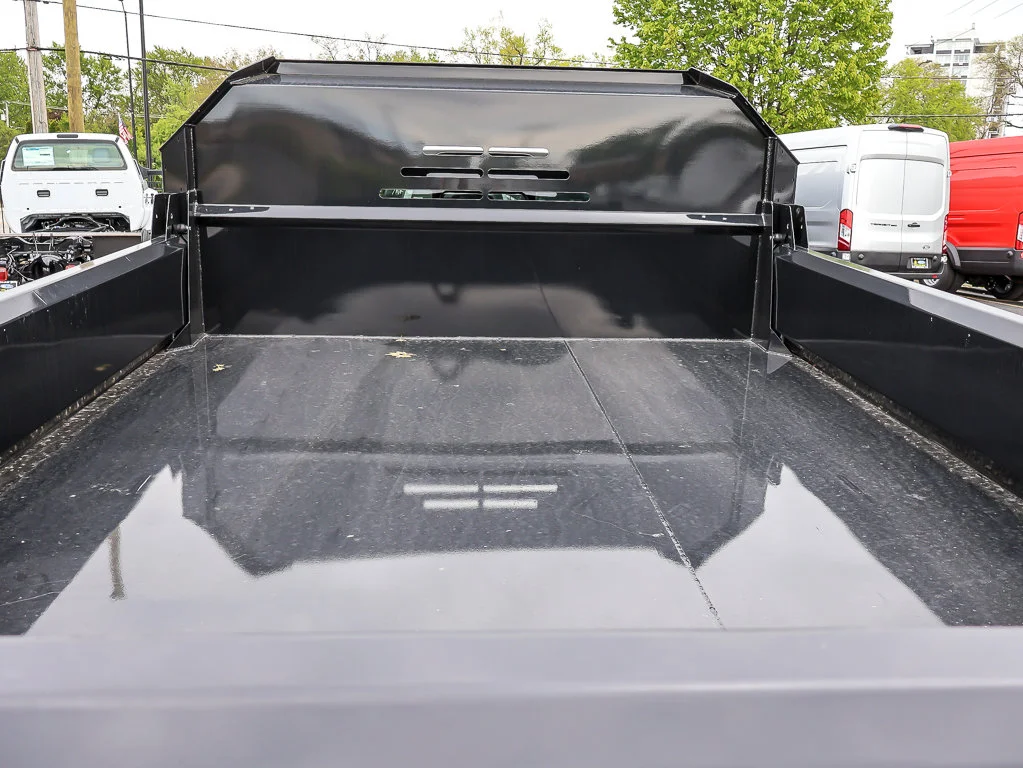 New 2026 Oxford White Ford 11' Dump Body image 31