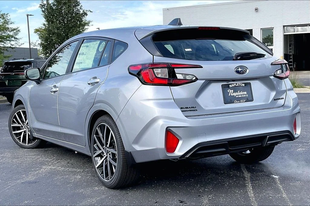 New 2026 ICE SILVER METALLIC Subaru Sport image 3