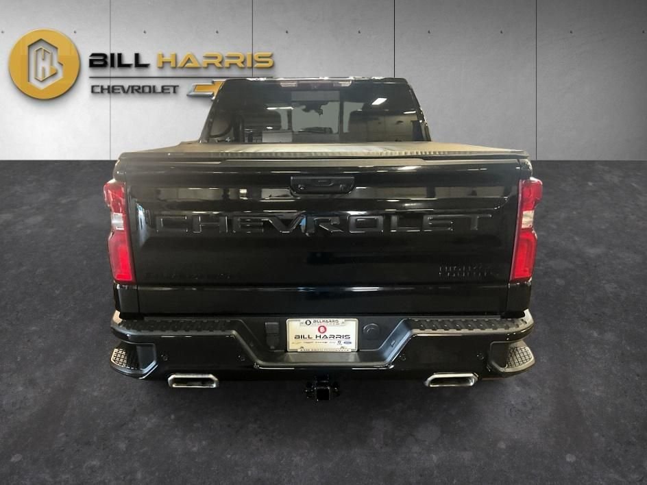 Used 2022 Black Chevrolet High Country image 11