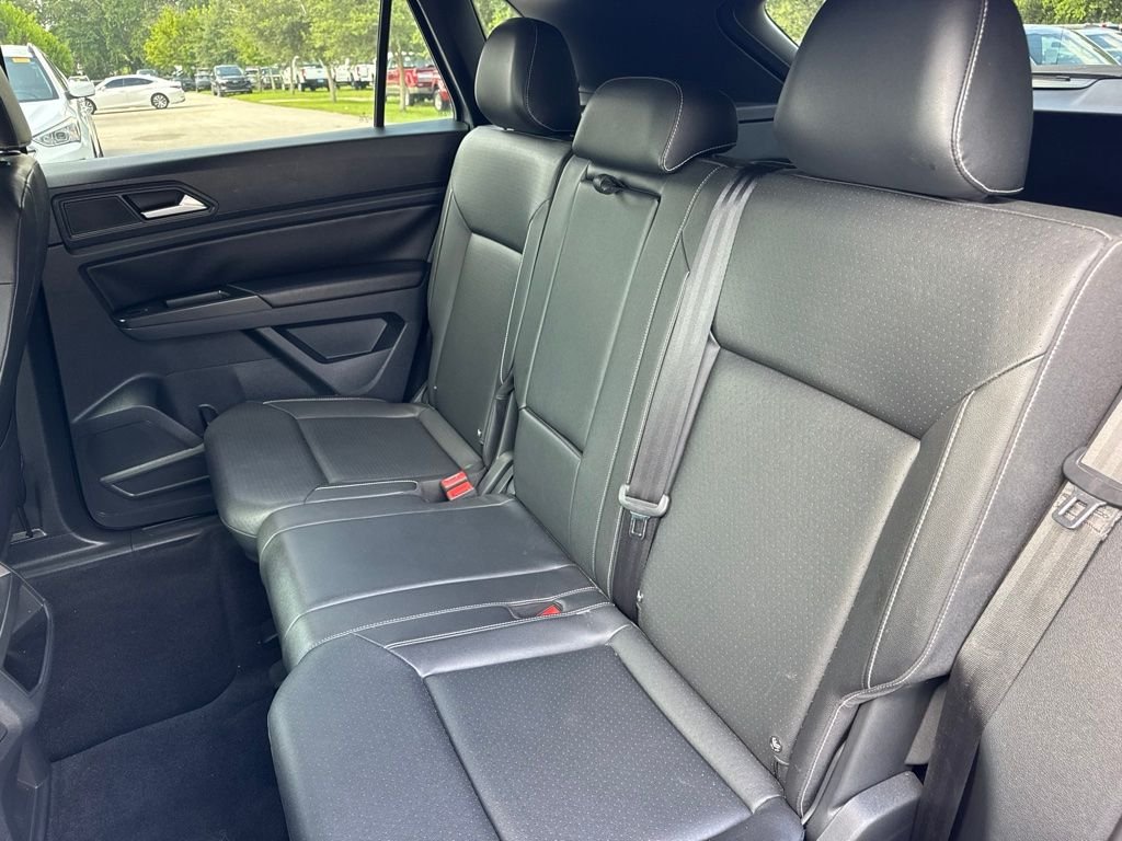 Used 2020 Gray Volkswagen 3.6L V6 SEL image 11