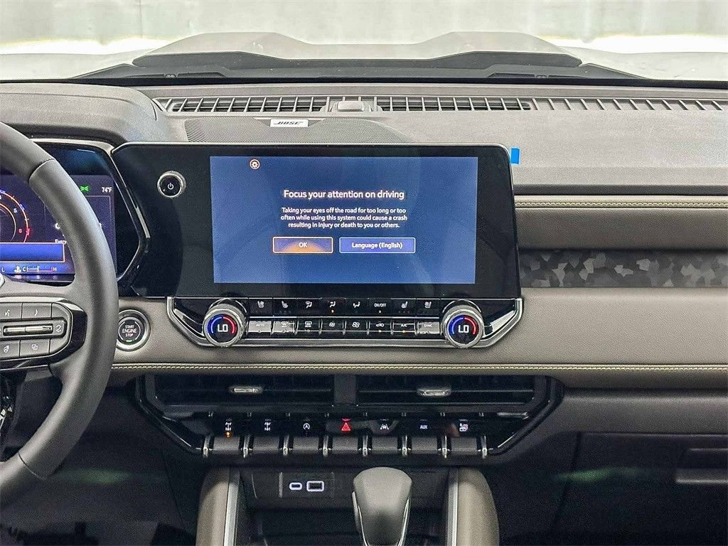 2026 Chevrolet Colorado ZR2 - Photo 17