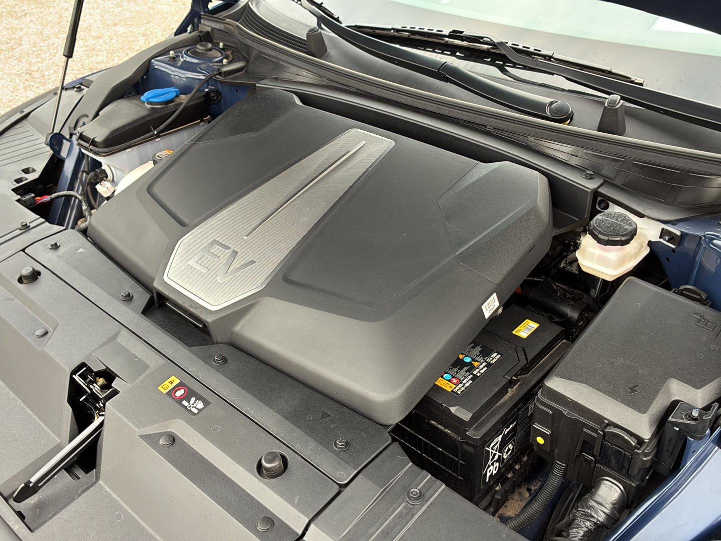 Used 2024 Yacht Blue Kia GT-Line image 10