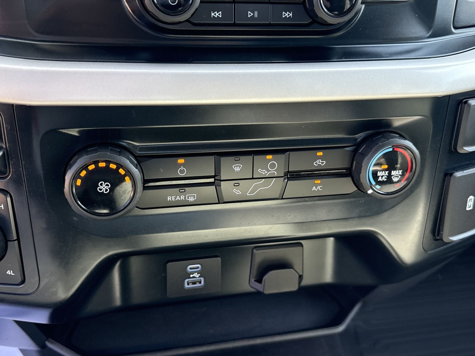 2023 Ford F-150 XLT - Photo 31