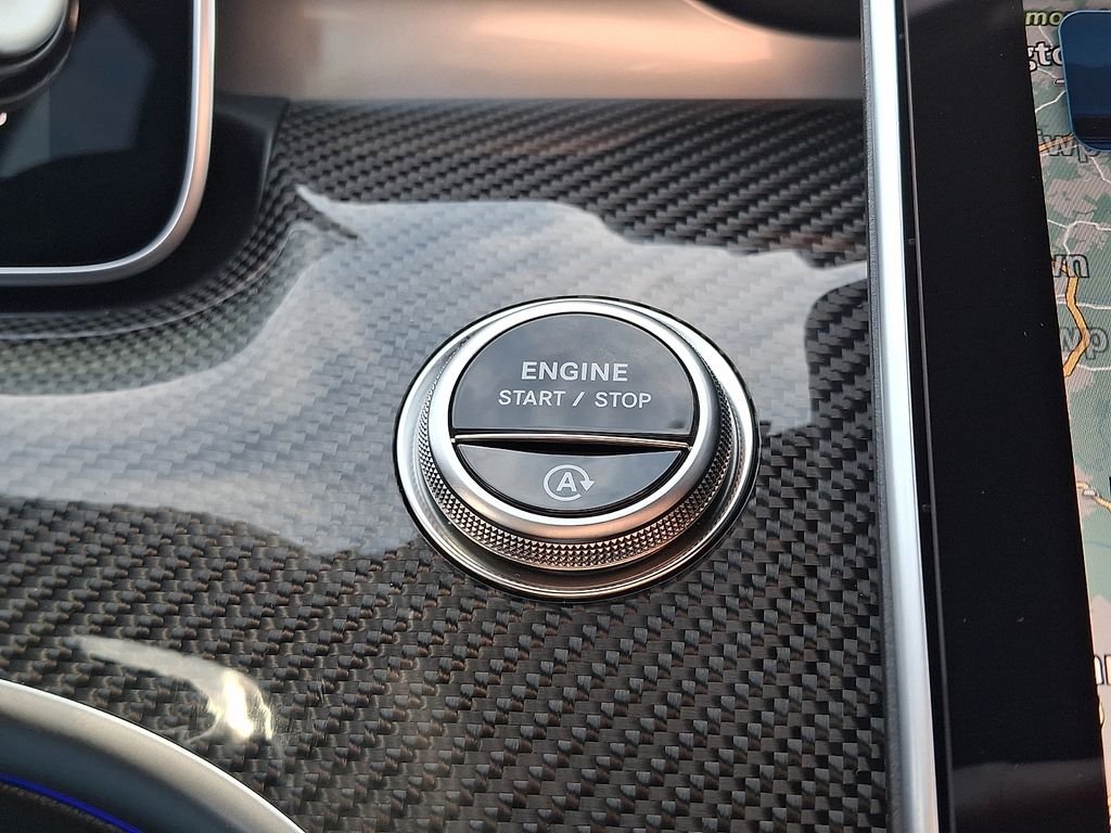 New 2026 Polar White Mercedes-Benz C 43 AMG® image 18