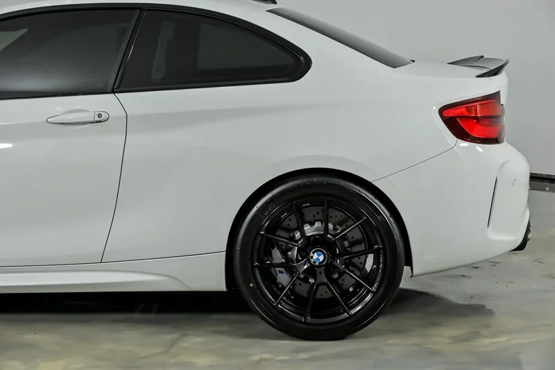 Used 2019 Alpine White BMW Competition image 8
