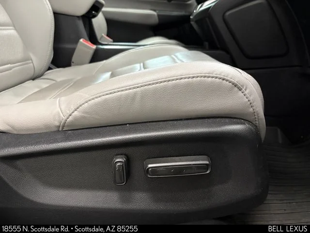 Used 2018 Blue Honda Touring image 28