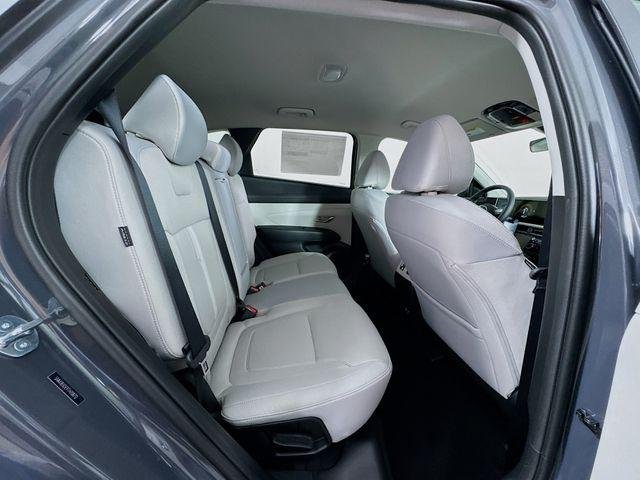 New 2026 Gray Hyundai SEL FWD image 40
