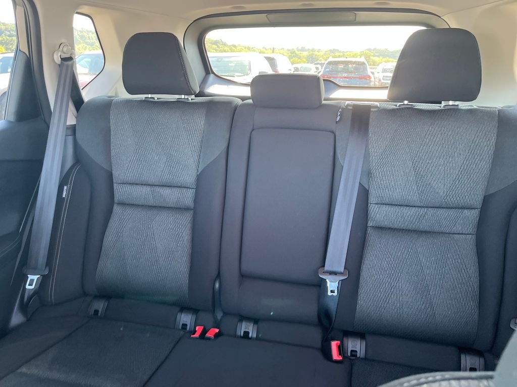 Used 2024 Gray Nissan SV image 13