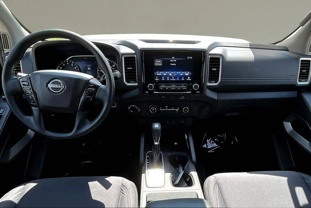 Used 2023 Glacier White Nissan SV image 8