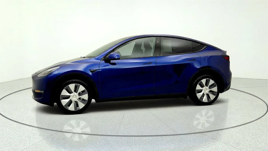 Used 2023 Deep Blue Metallic Tesla Long Range AWD w/ Acceleration Boost image 8