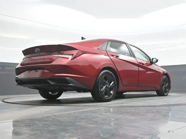 Used 2023 Red Hyundai SEL image 26