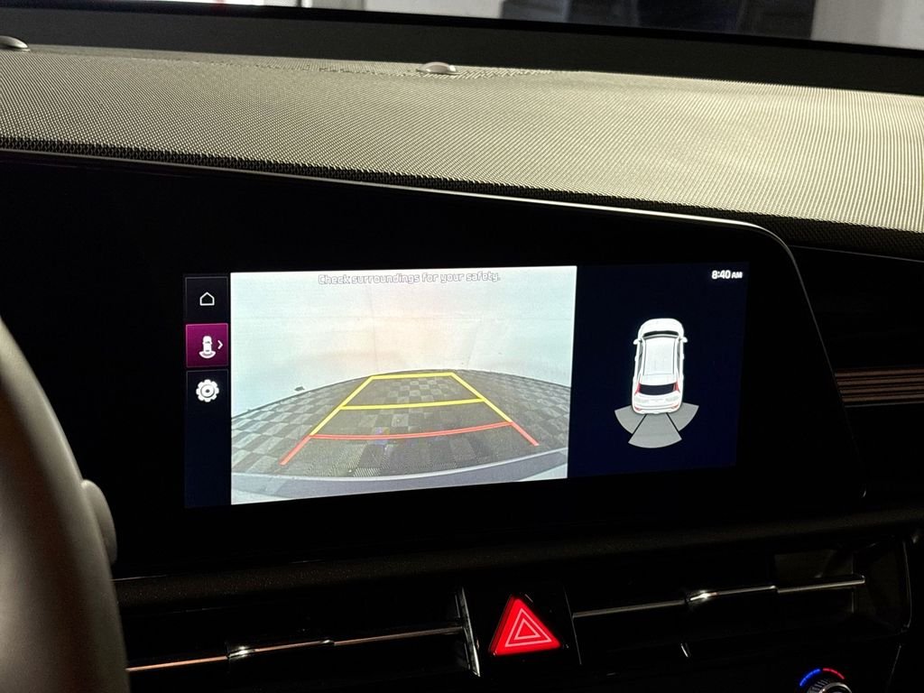 Used 2023 Steel Gray Kia Wind image 17