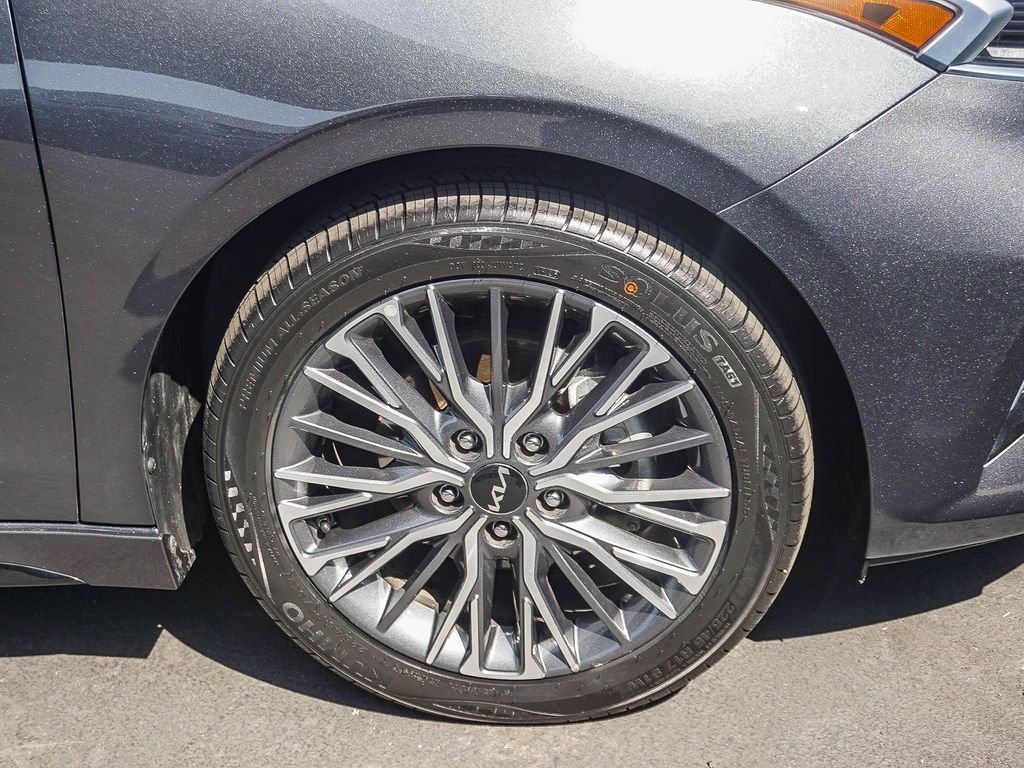 Used 2023 Gray Kia GT-Line image 10