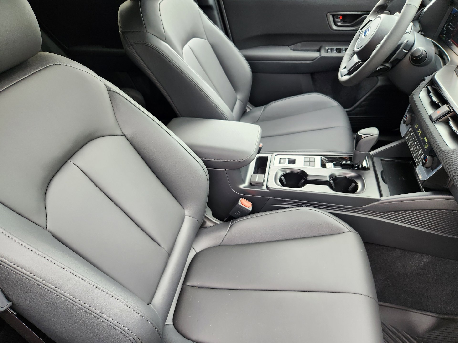 2026 Subaru Outback Premium - Photo 10
