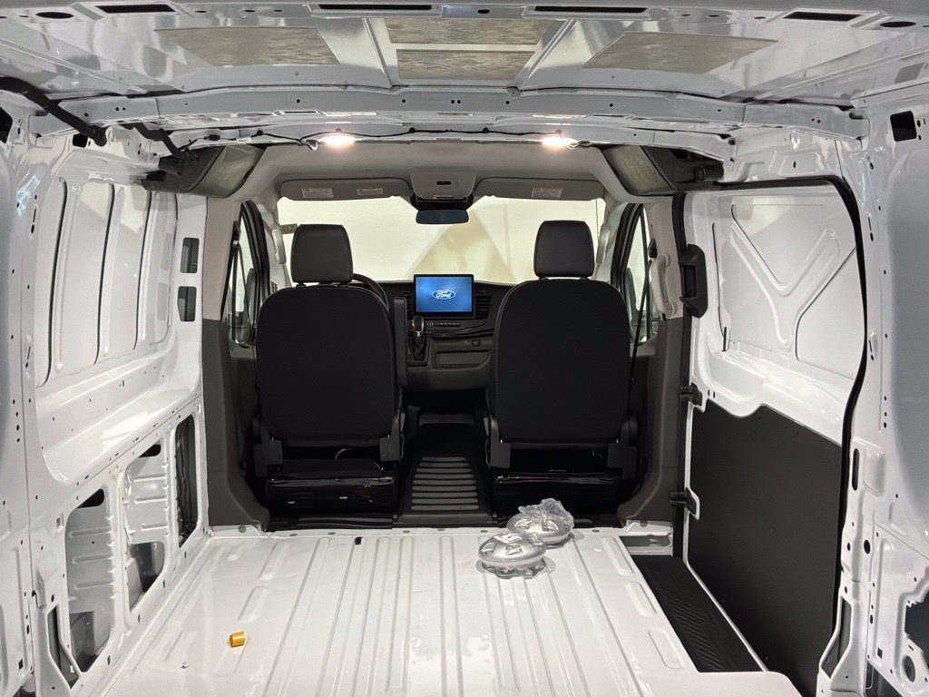 2025 Ford Transit Van Base - Photo 6