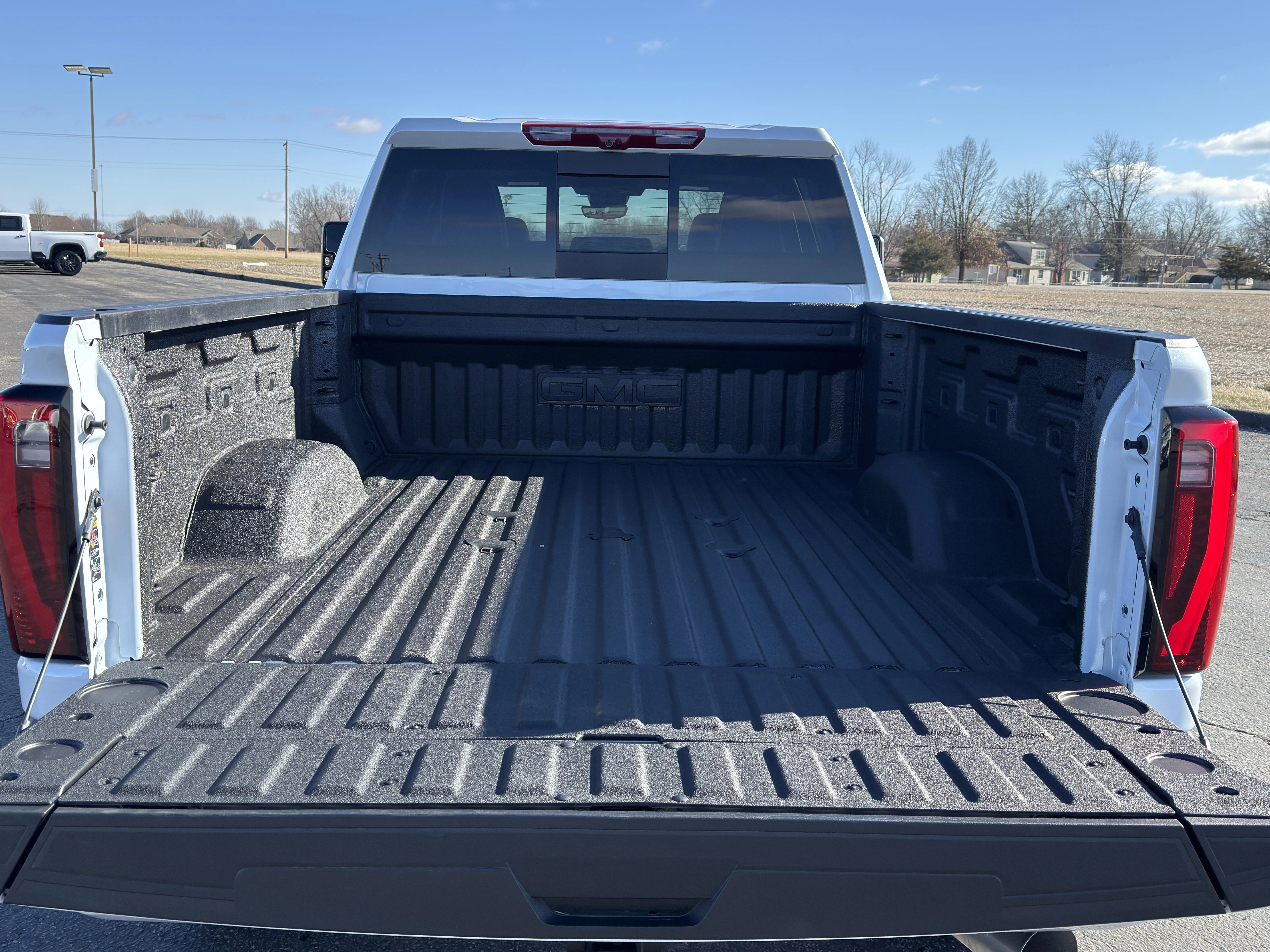 2026 GMC Sierra 3500HD Denali Ultimate - Photo 11