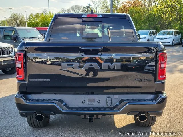 New 2026 Diamond Black Crystal Pearl-Coat Exterior Paint RAM Big Horn/Lone Star image 5