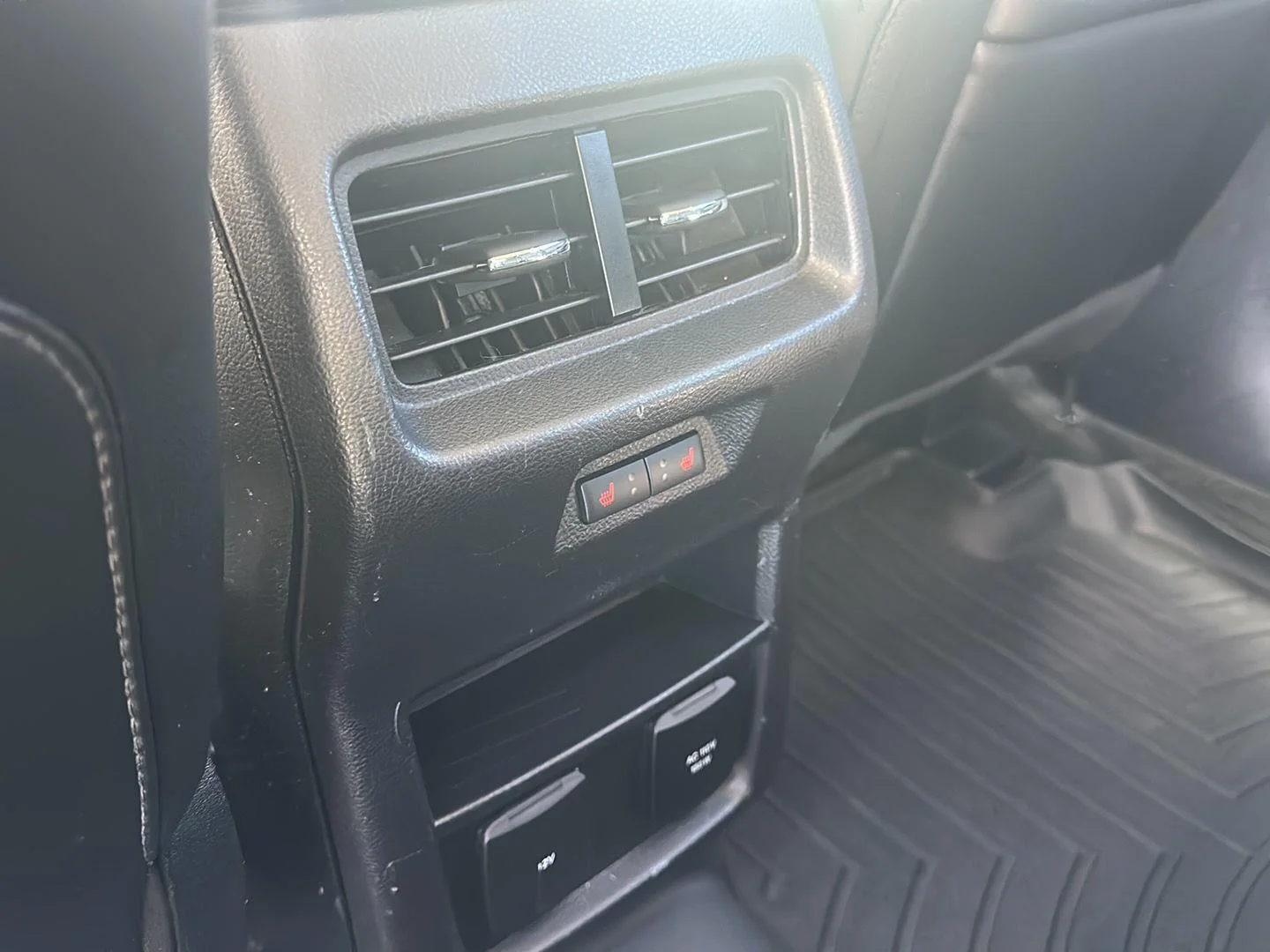 Used 2016 Ingot Silver Ford Titanium image 11