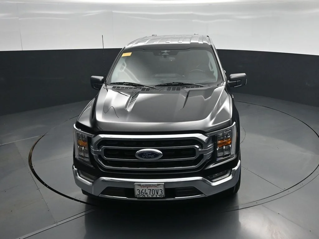 Used 2023 Black Ford XLT image 35
