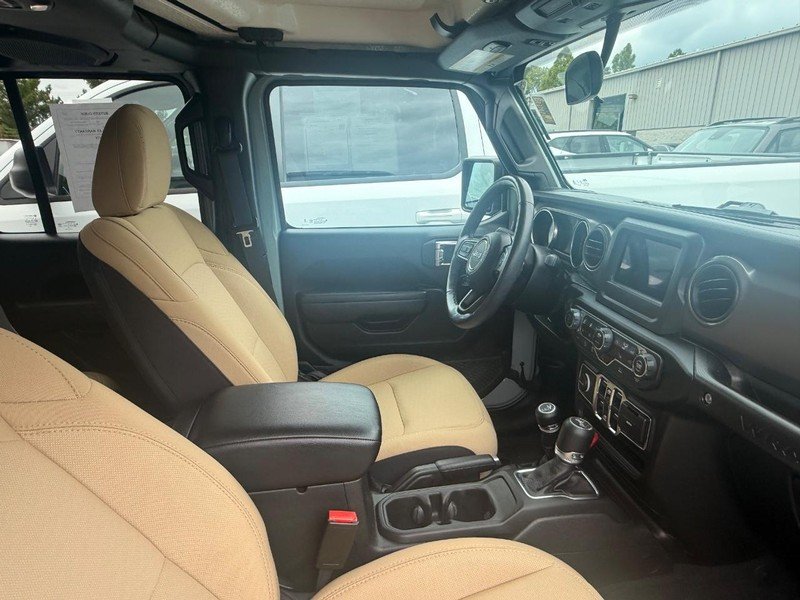 Used 2023 Earl Clearcoat Jeep Willys 4x4 image 5
