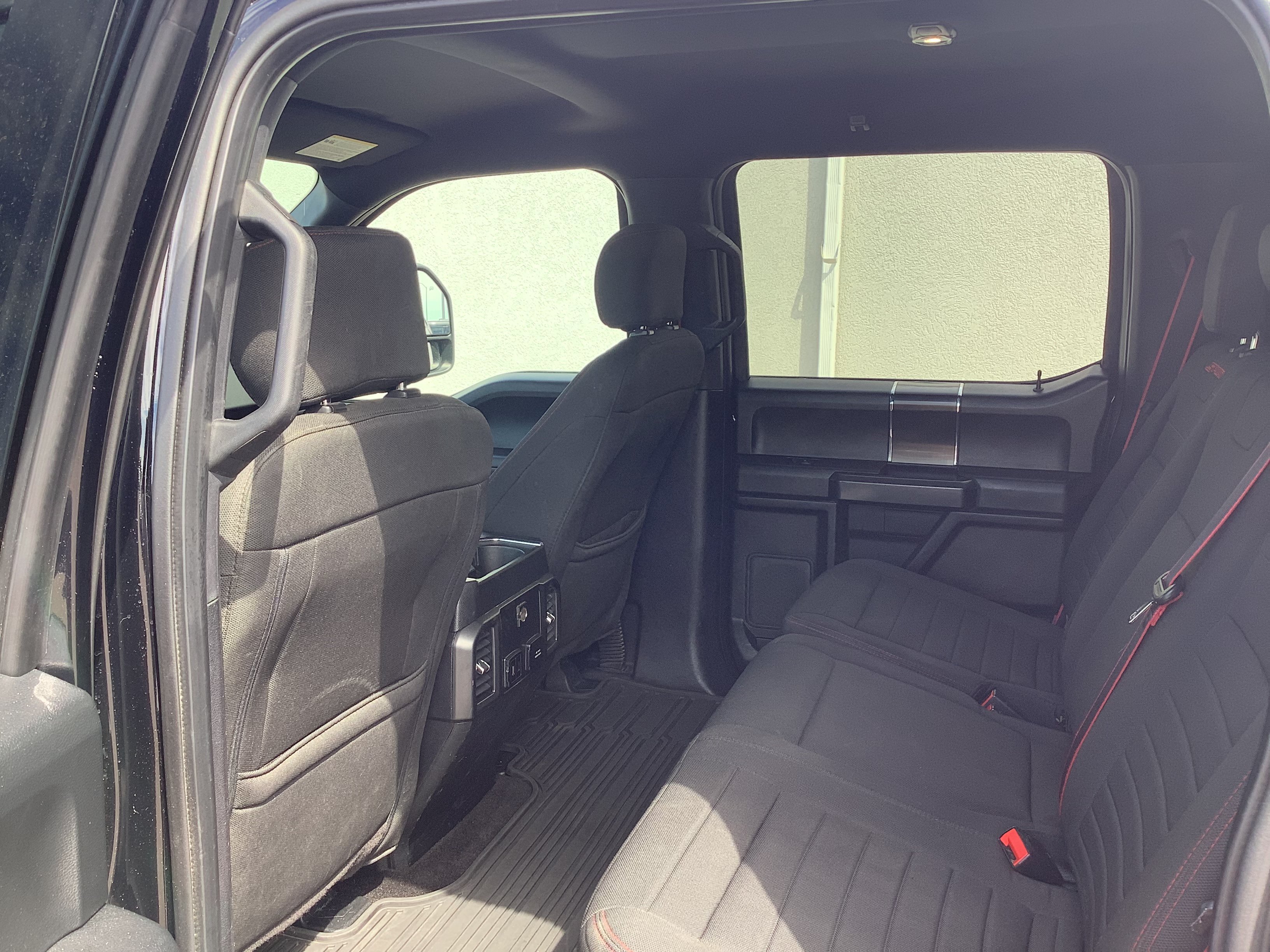 Used 2018 Black Ford XLT image 8