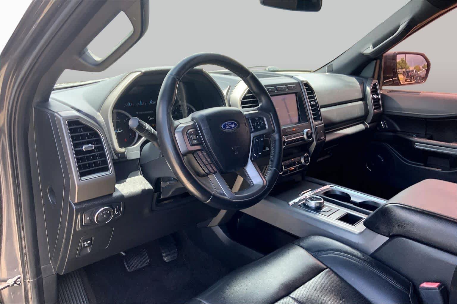 Used 2021 Magnetic Metallic Ford XLT image 16