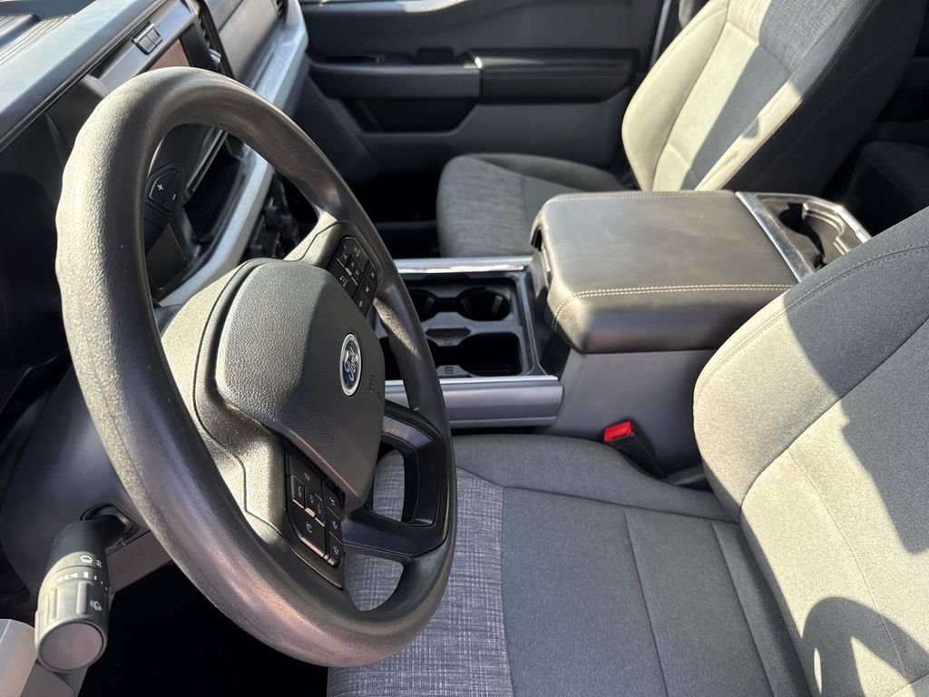 Used 2025 White Ford XLT image 18