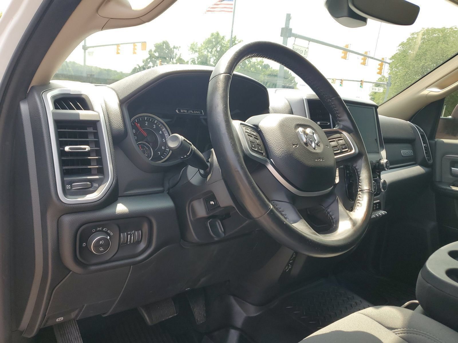 Used 2019 White Ram Big Horn image 16