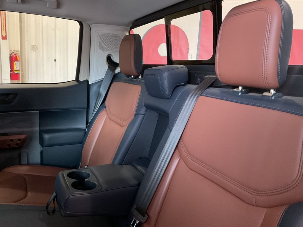 Used 2024 Beige Ford Lariat image 31