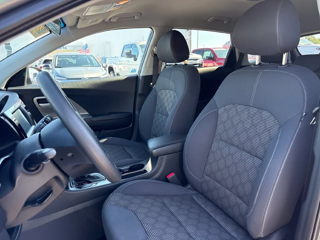 Used 2018 Gray Kia LX image 12
