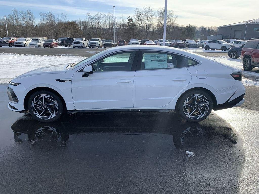 New 2026 White Hyundai SEL Sport image 5