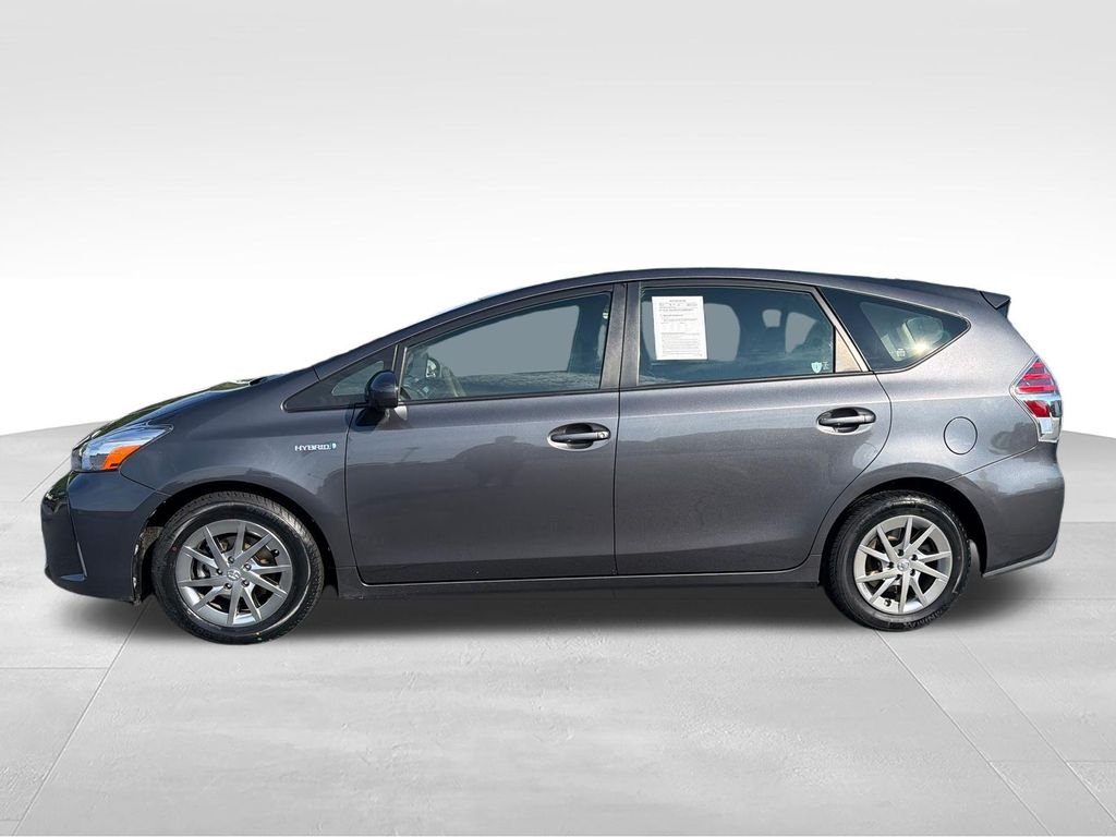 Used 2016 Gray Toyota Three image 2