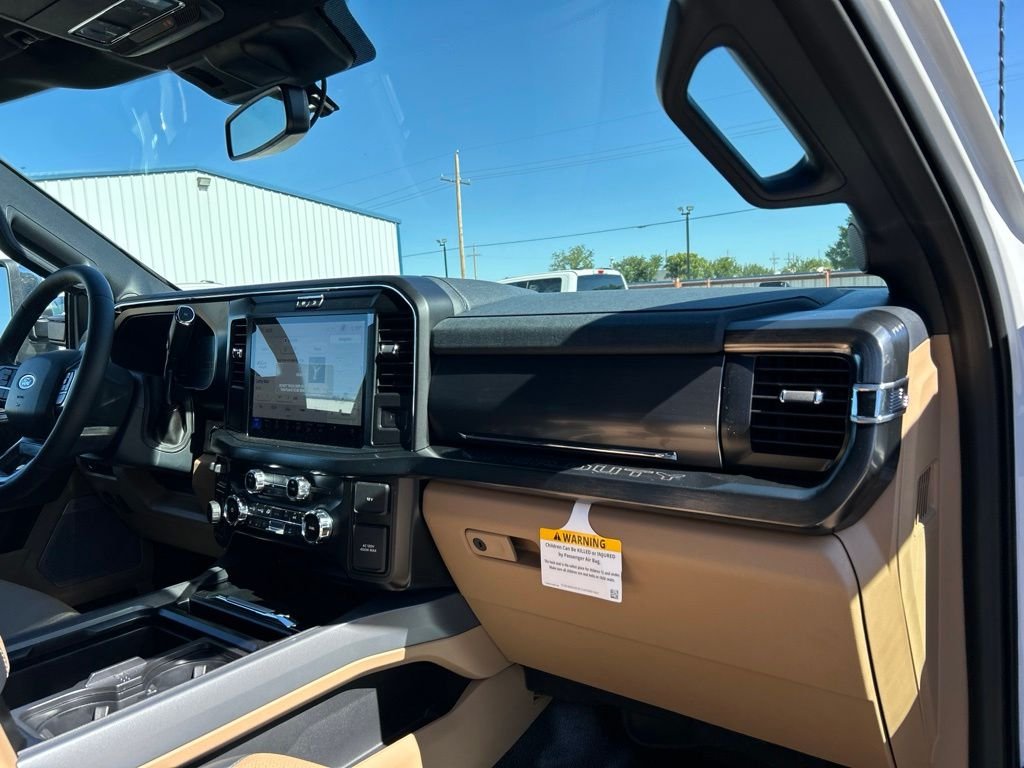 New 2026 Oxford White Ford Lariat image 48