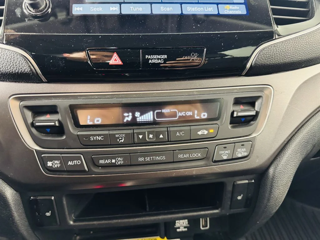 Used 2021 Gray Honda Special Edition image 18