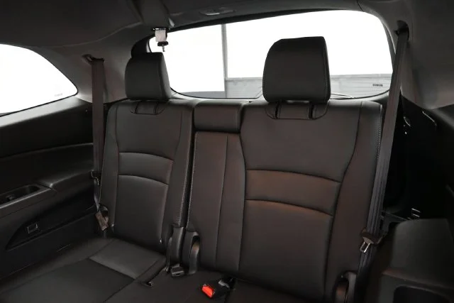 Used 2022 Crystal Black Pearl Honda EX-L image 19