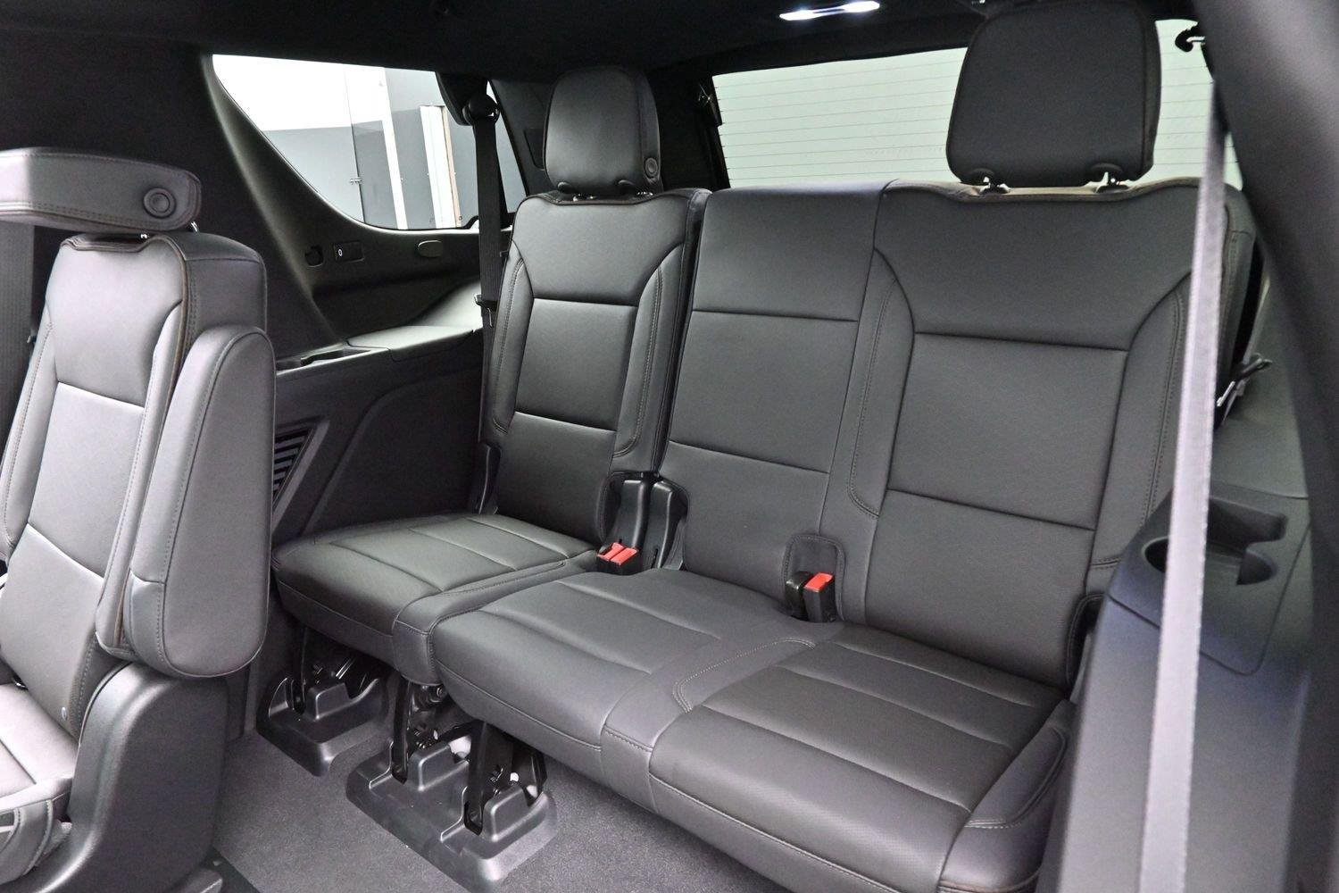 Used 2023 BLACK Chevrolet High Country image 33