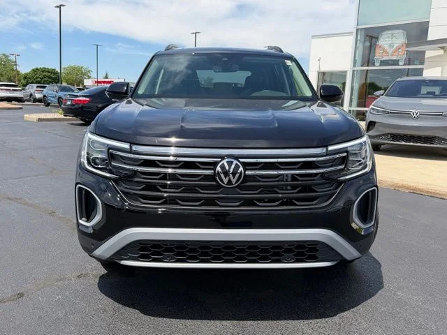 New 2026 Black Volkswagen 2.0T Peak Edition image 2