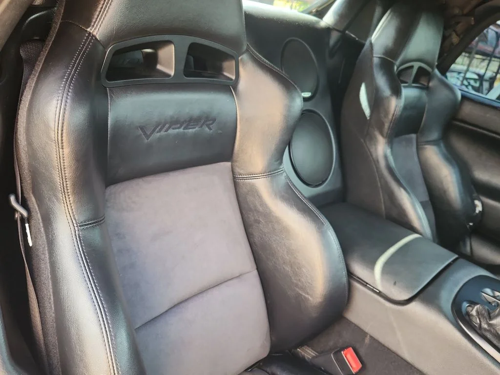 Used 2005 Black Dodge SRT10 image 13
