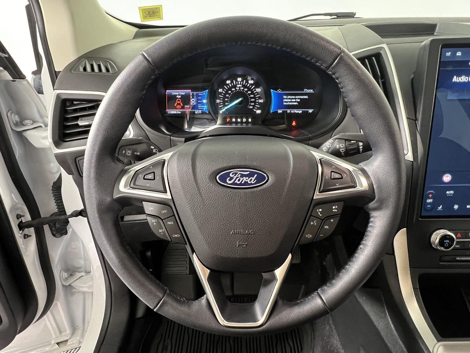Used 2023 Oxford White Ford SEL image 13