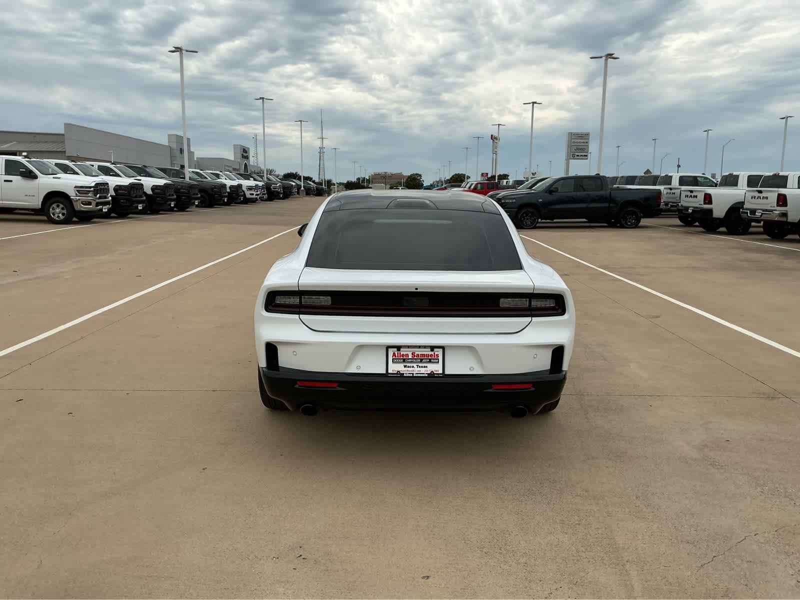 New 2026 White Knuckle Exterior Paint Dodge R/T image 8