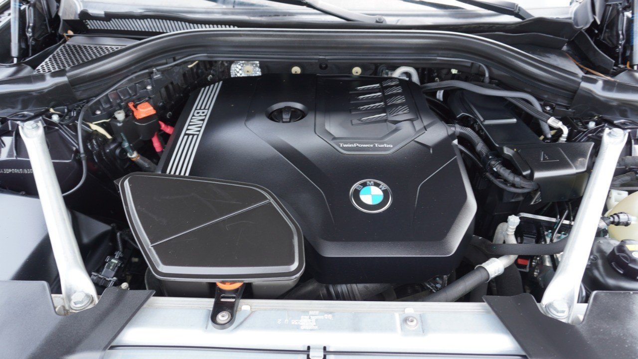 Used 2022 Gray BMW sDrive30i image 35