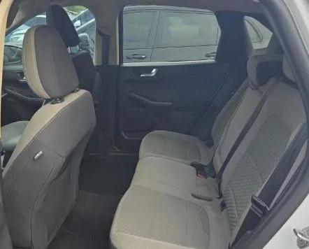 Used 2020 White Ford SE image 4