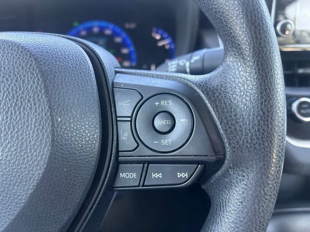Used 2022 Celestite Toyota LE image 24