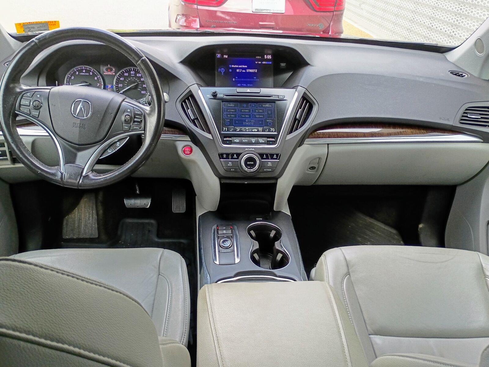 Used 2017 Fathom Blue Pearl Acura w/Technology Pkg image 9