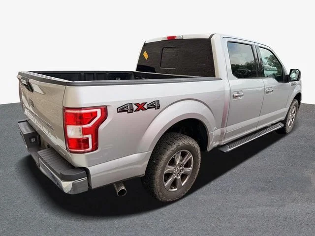 Used 2018 Silver Ford XLT image 3