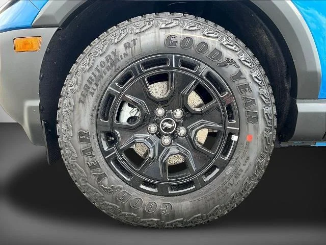 New 2026 Velocity Blue Metallic Ford Outer Banks® image 44