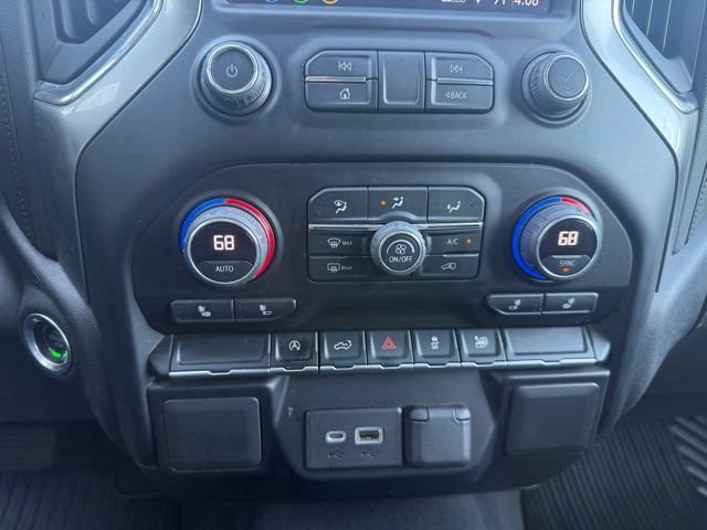 Used 2021 White Chevrolet LT image 20