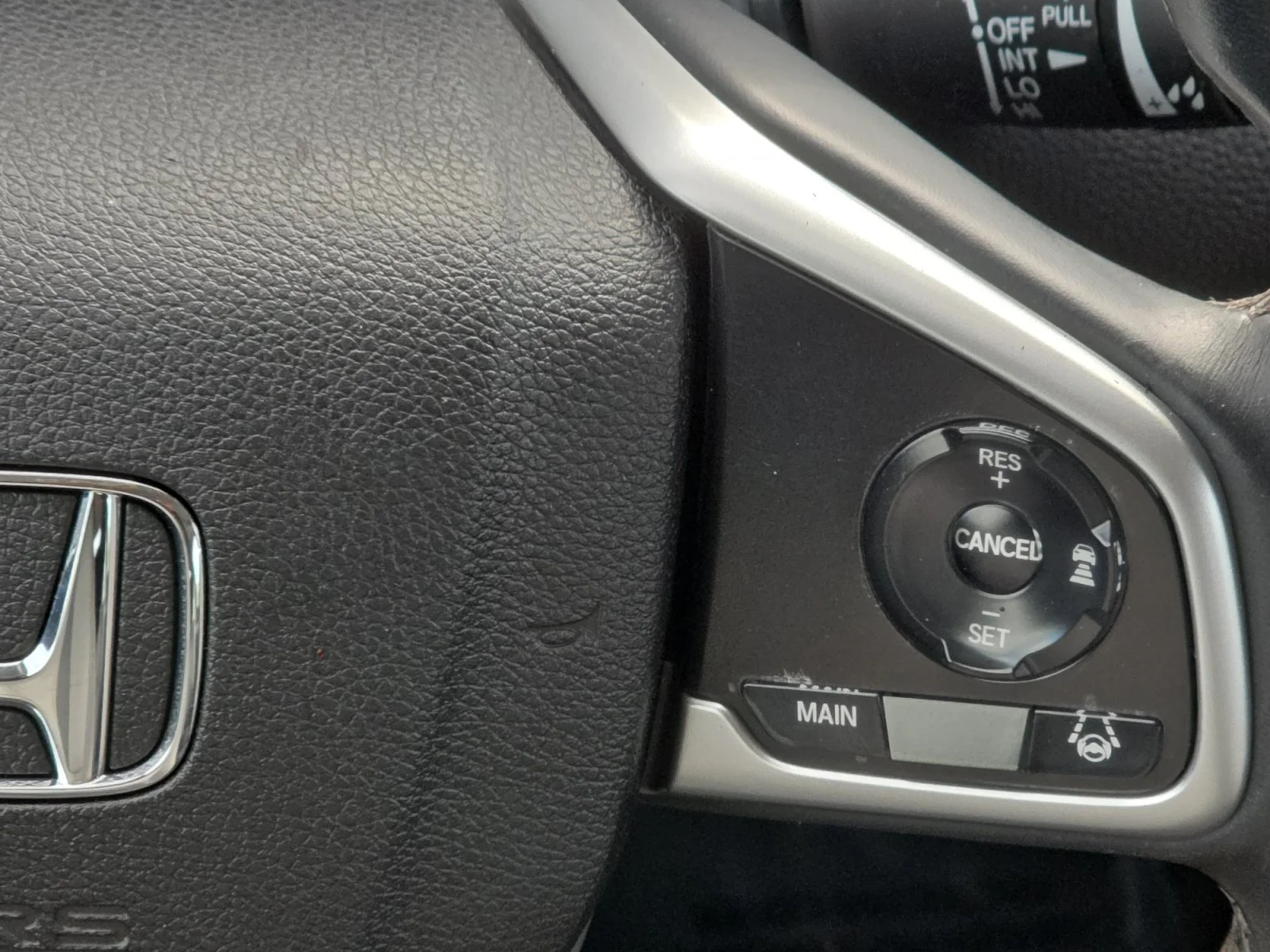 Used 2020 Gray Honda EX-L image 23