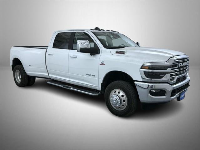 New 2026 Bright White Clear-Coat Exterior Paint RAM LARAMIE image 3